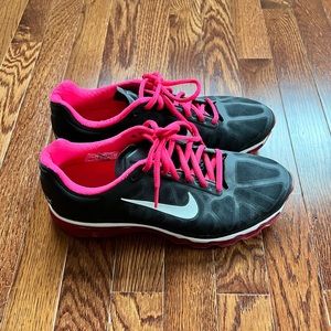 Nike Air Max Black & Pink